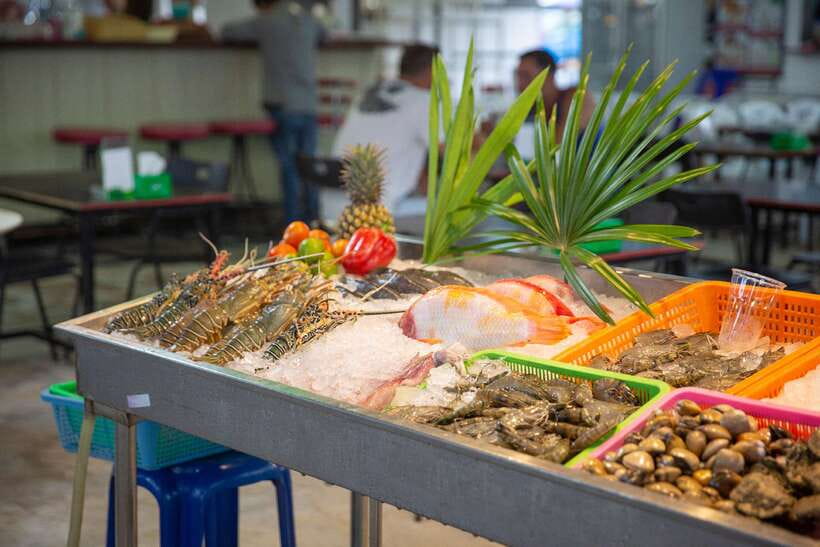 From Khao Lak: Phuket Naka Weekend Market - Practical tips for making the day easier