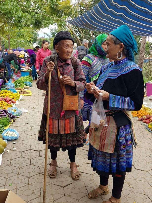 From Sapa: 1D Local Bac Ha Sunday Market Tour - Best seller - Who should book this Sunday trip