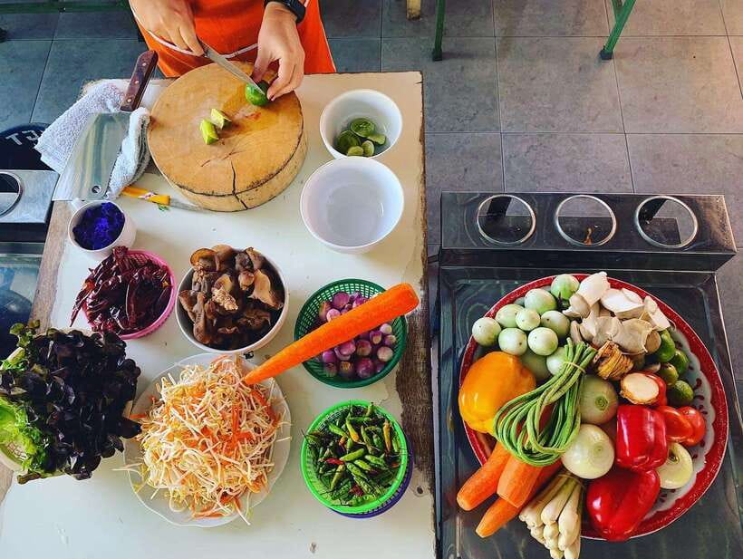 Full Day Thai Cooking Class in Organic Farm and Market - Key points to know before booking