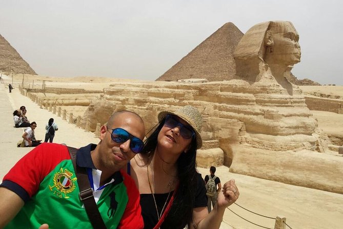 Full Day Tour Giza Pyramids, Sphinx, Egyptian Museum and Khan El Khalili Bazaar - Three hours with Egypt’s major antiquities