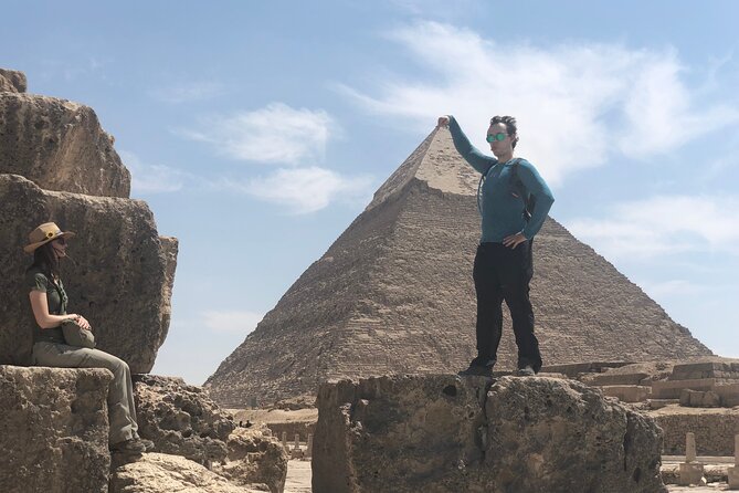 Full - Day Tour to Giza Pyramids , Cairo Museum & Bazaar Includes Lunch - A local lunch in the middle of a long day