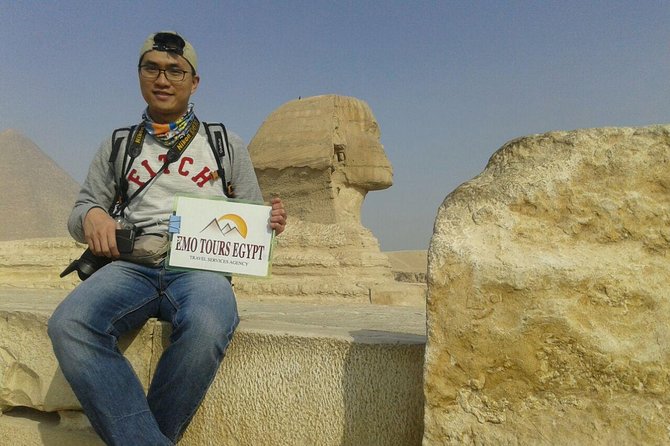 Full Day Tour To Giza Pyramids Egyptian Museum and Khan Khalili Bazaar - Three pyramids and the Giza Plateau