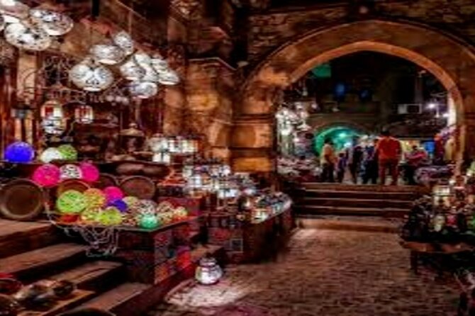 Full Day Tour to Giza Pyramids, Sphinx, Egyptian Museum, Khan el-Khalili Bazaar - Private guiding, comfort, and family pace