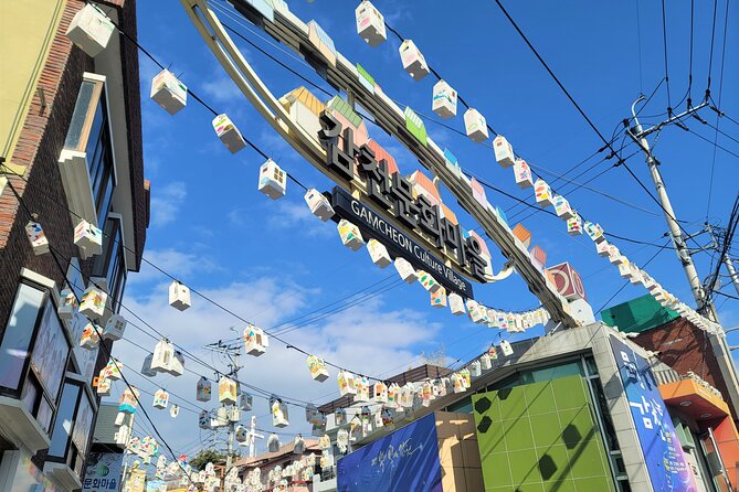 Gamcheon Culture Village, Jagalchi fish market story telling Tour - Starting near Jagalchi Station