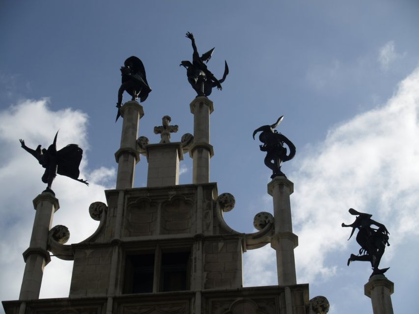 Ghent: Walking Tour from Friday Market to the Cathedral - What the 150-minute schedule really means