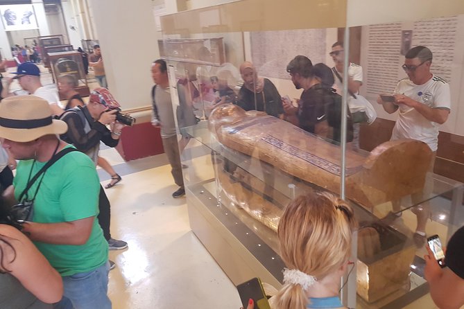 Giza Pyramids, Egyptian Museum and old Bazaar Day Tour - Why this private Cairo day works well