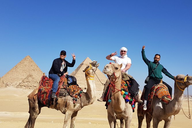 Giza Pyramids, Egyptian Museum and old Bazaar Day Tour - Two hours inside the Egyptian Museum