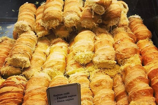 Gourmet Market Walk at the Great Market Hall of Budapest - What the guide adds to a self-guided visit