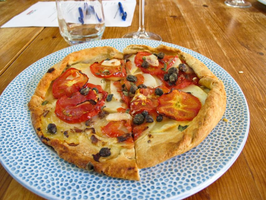 Gozo: Cooking Class and Market Visit - Shopping in Gozo’s main square