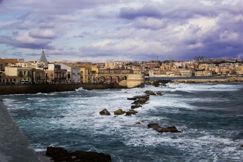 Guided tour of Ortigia with Fish Street Food at the market - Arethusa Spring and the story of Alpheus
