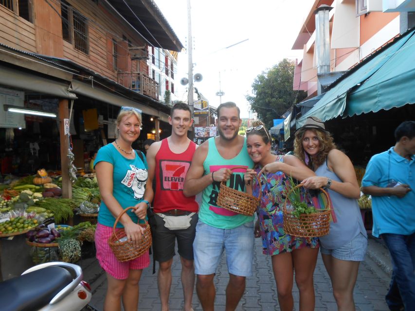 Half-Day Cooking Class with Market Tour - Who should book this class?