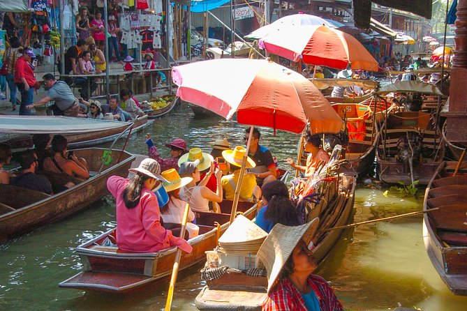 Half-Day Damnoen Saduak Floating Market Small Group Tour - Practical details that affect your morning