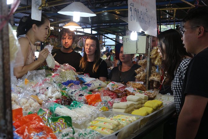Half Day Evening Cooking Class with Market Tour in Chiang Mai - Eating each dish as you finish it