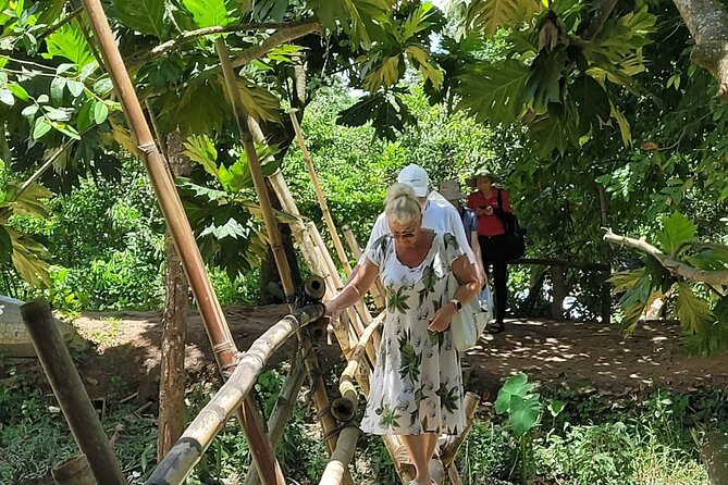 Half-Day Private Cai Rang Floating Market & Small Canal Boat Tour - The boat ride to Cai Rang Floating Market