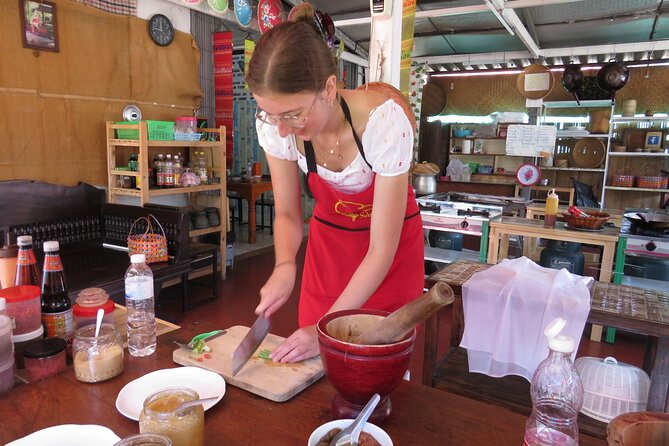 Half-Day Thai Cooking Class and Market Tour From Chiang Mai - Starting near Tha Phae Gate