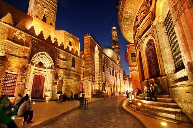 Half Day Tour: El Moez Street, Al Azhar Park and Khan EL Khalili Bazaar - Bab Zuweila and the leather market
