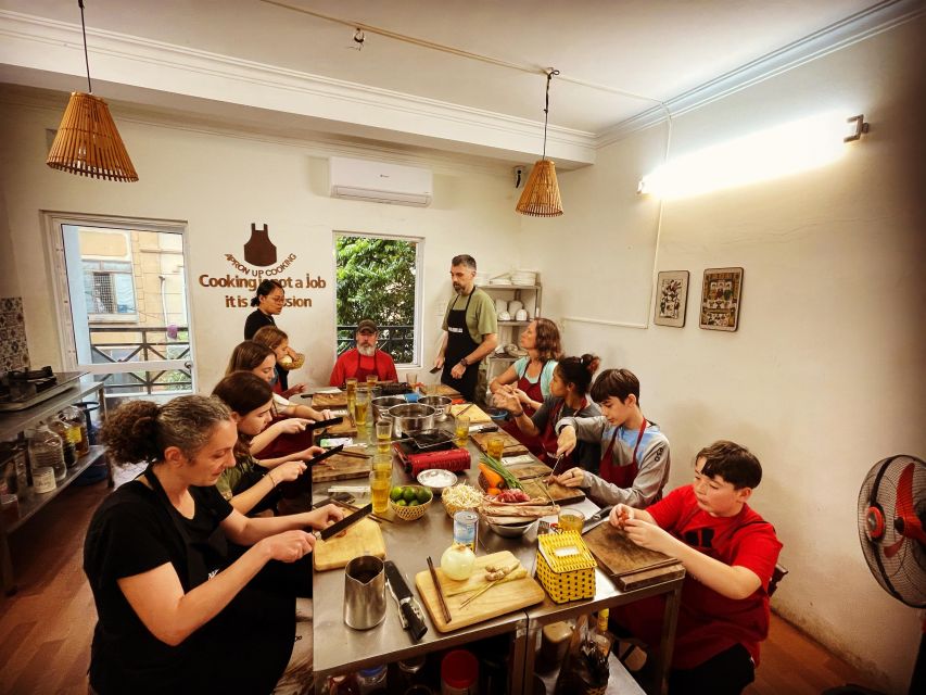 Hanoi: 5 Local Dishes Cooking Class with Meal & Market Visit - What the instructors add to the experience
