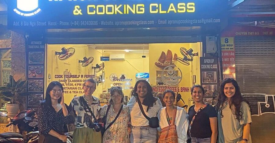 Hanoi: 5 Local Dishes Cooking Class with Meal & Market Visit - The wet market explains what goes into the recipes