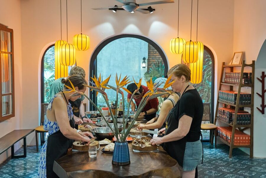 Hanoi: Cooking Class in a Local Villa with Market Tour - Who Will Get the Most From This Experience?