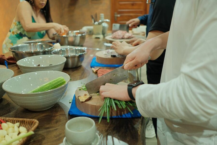Hanoi Cooking Class: Market Tour, Free Recipe & Beverages - Is $34 a fair price?