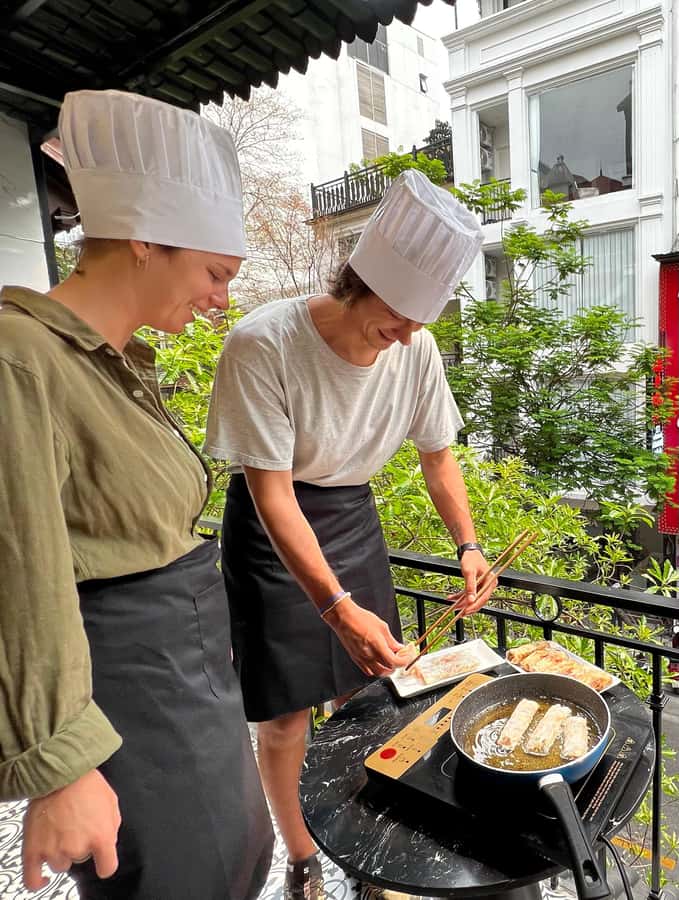 Hanoi: Maya Traditional Cooking Class & Market Tour - What the guides add to the experience