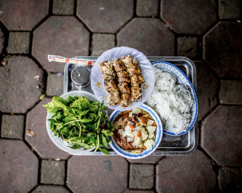 Hanoi’s Culinary: Authentic Cooking Class and Local Market - From Hanoi’s market stalls to your cooking station
