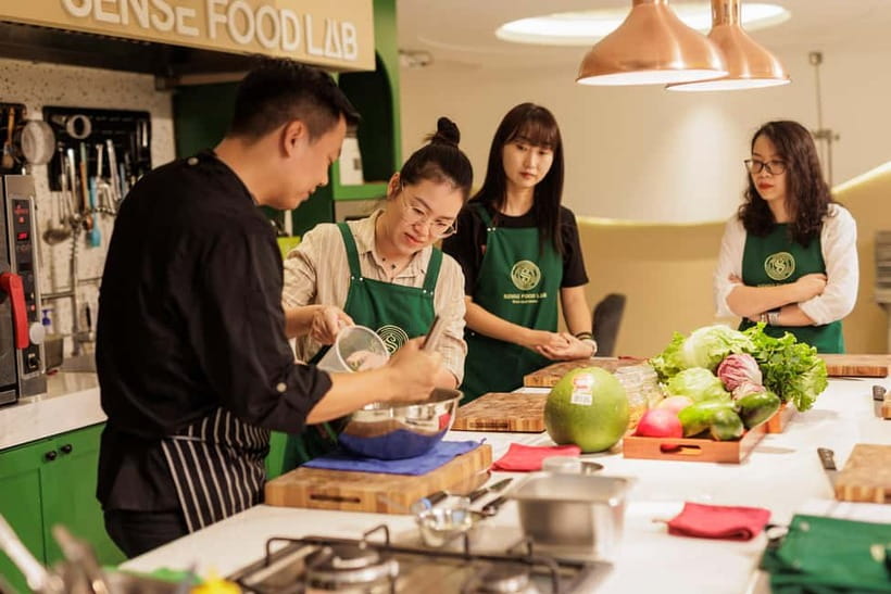 Hanoi: Vietnamese Cooking Class- Market Tour with Local Chef - From market basket to villa kitchen