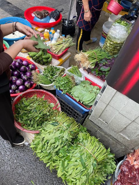 HCMc:Vietnamese Cooking Class with Local market tour & Meal - Who should book this experience?
