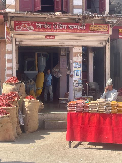 Heritage Walk, Local Markets & Food Tasting - Non Touristy - Rao Ji ka Hata Road and the first tastes