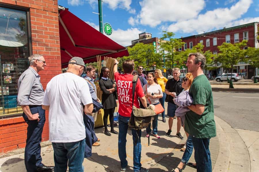 Hidden Toronto: Kensington Market & Chinatown Walk - The guide can turn a good walk into a memorable one