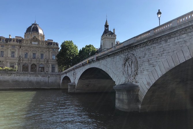 Historical Paris Walking Tour to Vibrant Food Market - Starting at Pont au Change and following the Seine