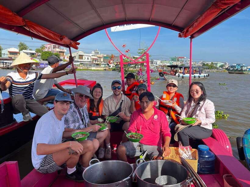 Ho Chi Minh: 1 Day Can Tho Floating Market & Cu Chi Tunnels - The long transfer from Can Tho to Cu Chi