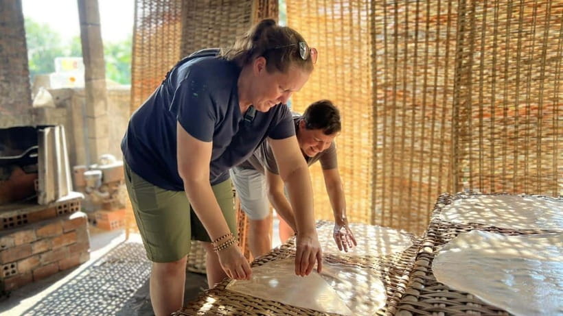 Ho Chi Minh: Authentic boat trip - Cai Rang Floating Market - A family rice noodle house in Cần Thơ
