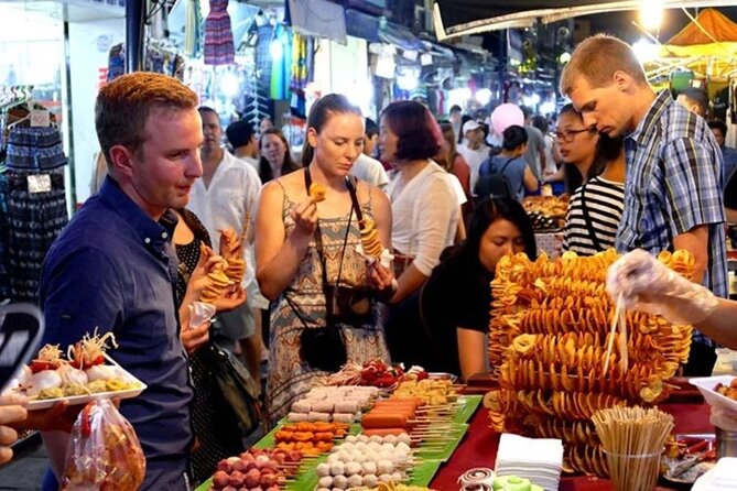Hoi An Ancient Town - Night Market Street Food Tours By Night - Walking through Hoi An Ancient Town