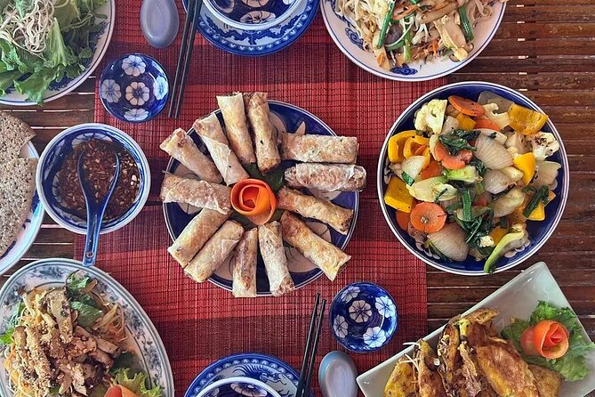 Hoi An Ancient Town Walking Street Food Tours with Night Market - Street food in Hoi An’s old town