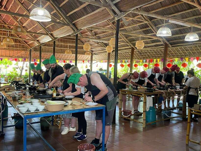 Hoi An: Cooking Class, Crab Fishing-Basket Boat, Market Tour - Starting at a Hoi An market