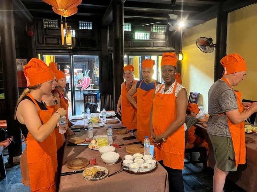 Hoi An: Cooking Class with Exploring Hoi An Market - Returning to the kitchen with the right ingredients