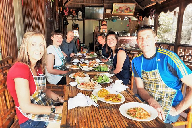 Hoi An Eco Tour Cooking Class & Fishing (Local market,basket boat,learn cooking) - Group size, atmosphere, and the solo-booking advantage