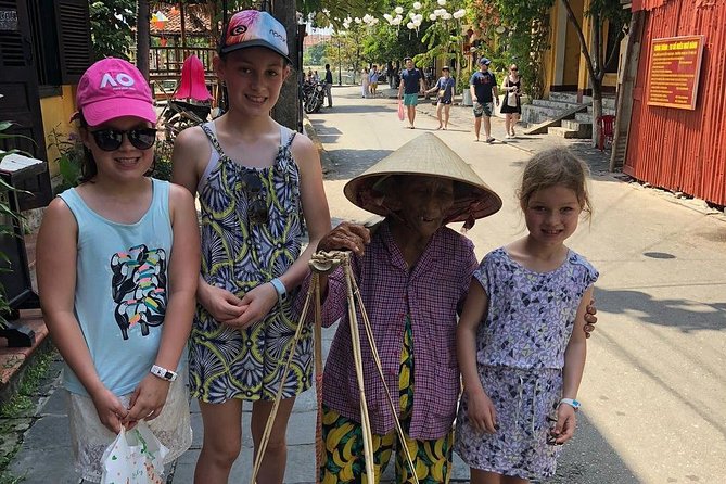 Hoi An Night Market with Hoi an walking Tour , Colourful Lanterns, Boat Ride - The drive from Da Nang and private pickup