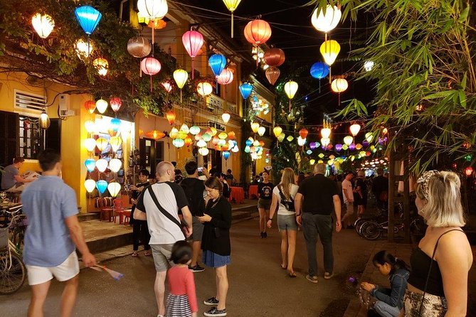 Hoi An Night Market with Hoi an walking Tour , Colourful Lanterns, Boat Ride - Who should book this Hoi An evening tour