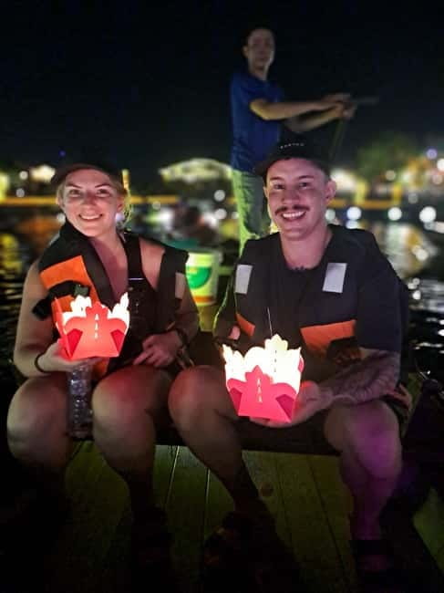 Hoi An Street Food, night market and lantern boat ride - Should You Book It?