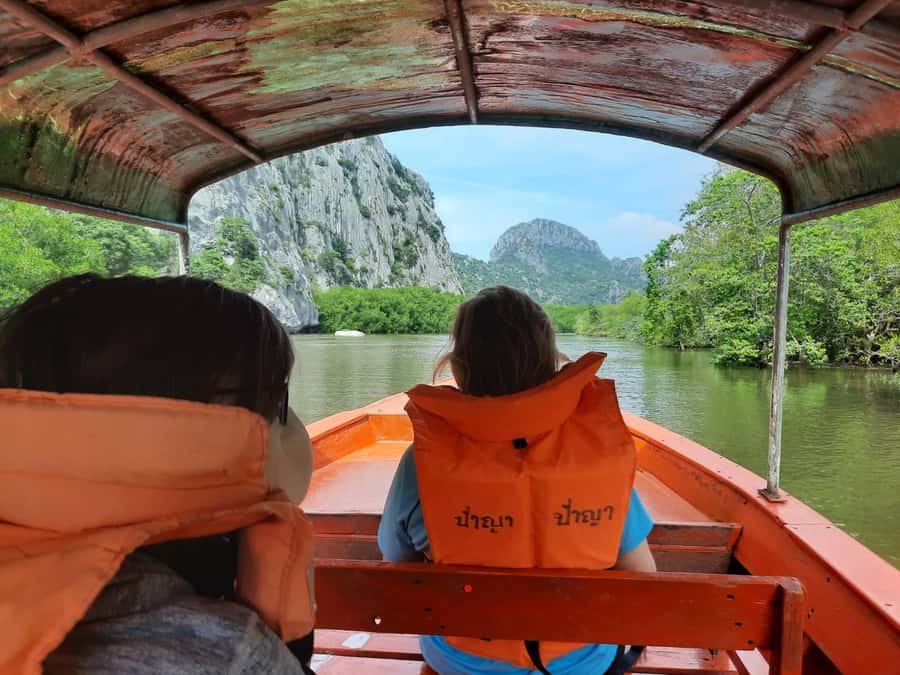 Hua Hin: Maeklong Railway & Amphawa Floating Markets Tour - Transport, group size, and the real value of $93