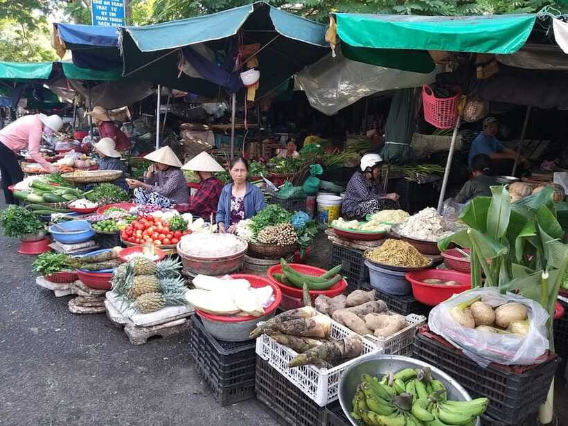 Hue Cooking Class with local-Visit market, cook local food - FAQ