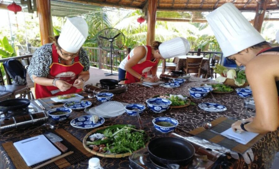 Hue: Vietnamese Cooking Class in Local Home & Market trip - Should you book this Hue cooking class?