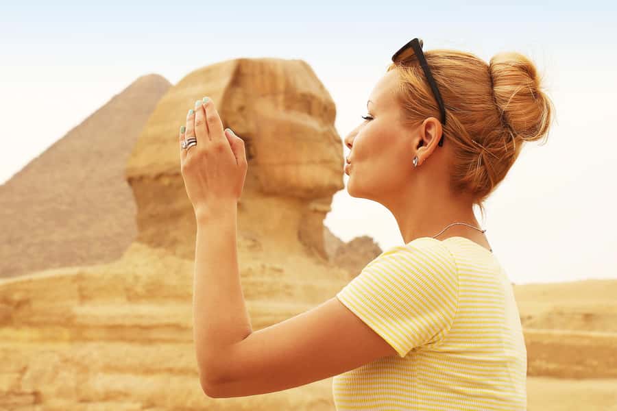 Hurghada: Giza Pyramids, Sphinx, Museum & Old Souq Day Trip - The Egyptian Museum and 120,000 objects