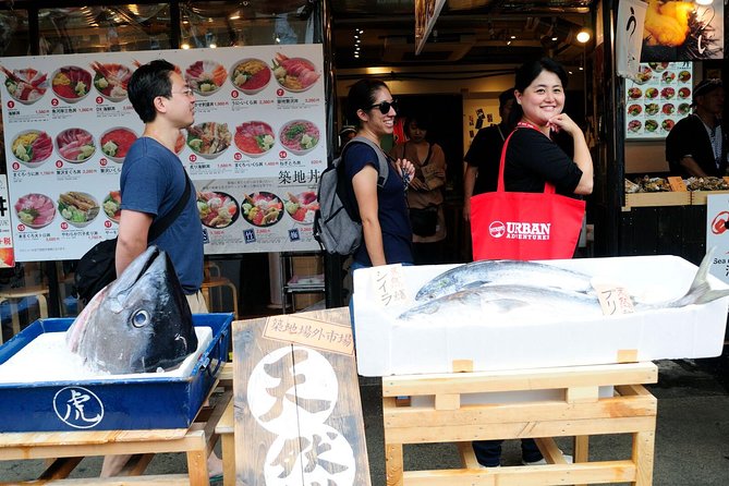 Inside Tokyo’s Kitchen: Tsukiji Market, Food & Culture Tour - Meeting Kabuki-za at Kabuki Inari Shrine