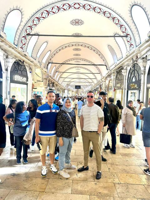 Istanbul: Dolmabahce Palace and Grand Bazaar Tour - Why Dolmabahce Palace is the heart of the tour