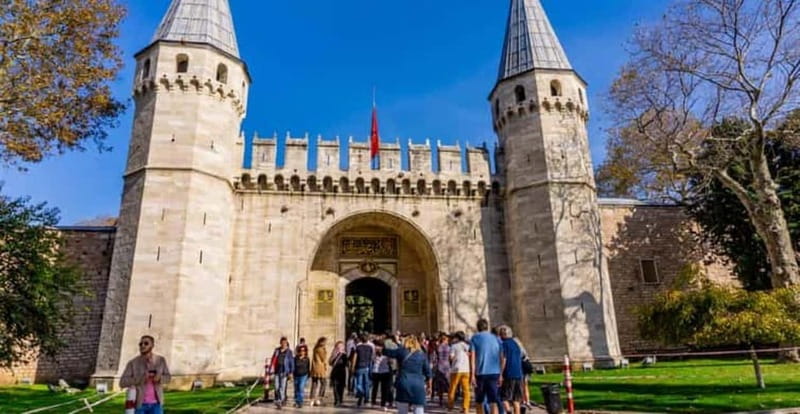 Istanbul: Guided Topkapi and Grand Bazaar with Small Group - Why this palace and market pairing works
