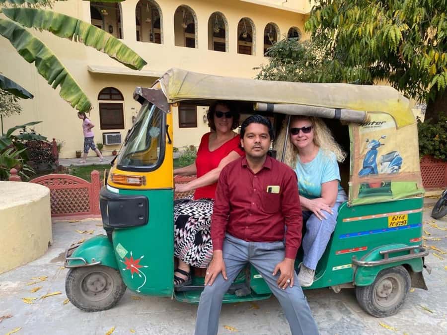 Jaipur: Half-Day or Full-Day Tour with Flower Market - Why the flower market is worth the early start