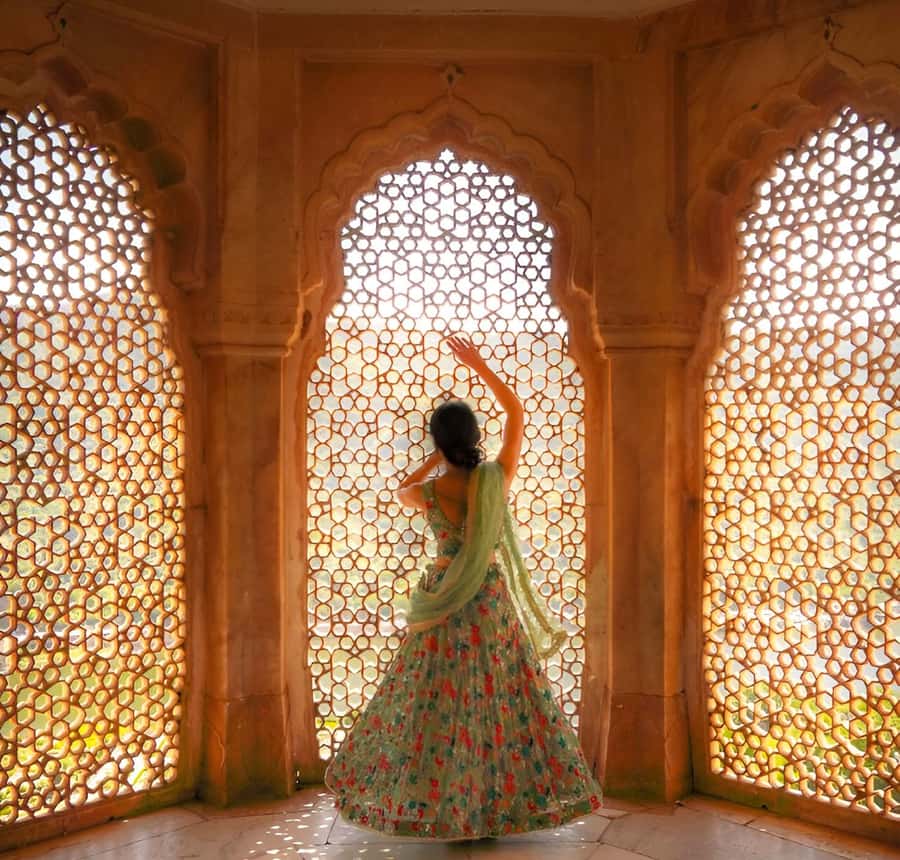 Jaipur: Half or Full Day Sightseeing Tour with Flower Market - Jal Mahal gives you Jaipur’s classic lake view